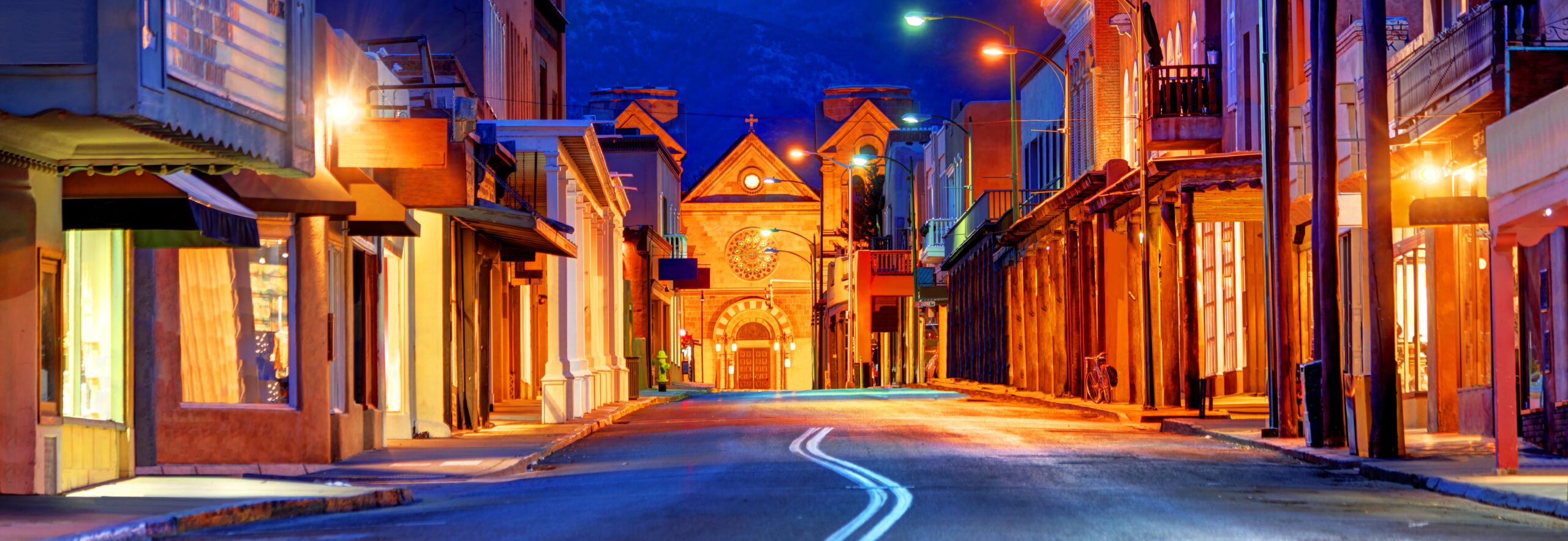 Santa Fe street scene by night